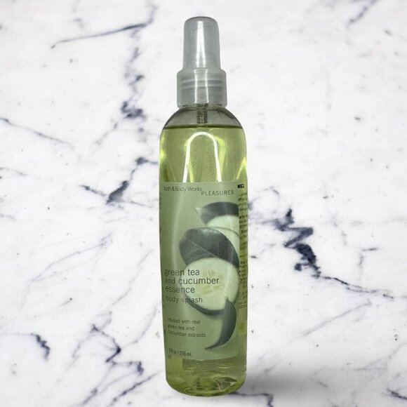 Green Tea & Cucumber Essence Body Spray 8 oz RETIRED Bath & Body Works - Picture 1 of 1